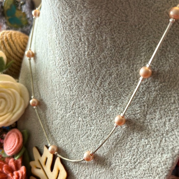 Stunning Monet Gold Cream Pearl Necklace - Picture 3 of 6